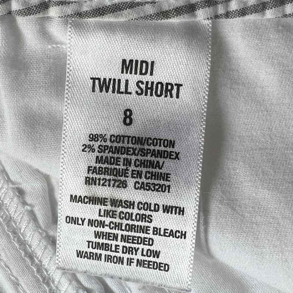 Aeropostale Women’s Midi Twill Shorts – Size 8, White - Picture 4 of 7